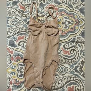 Seamless Sculpt Brief Body Suit size Small/Medium